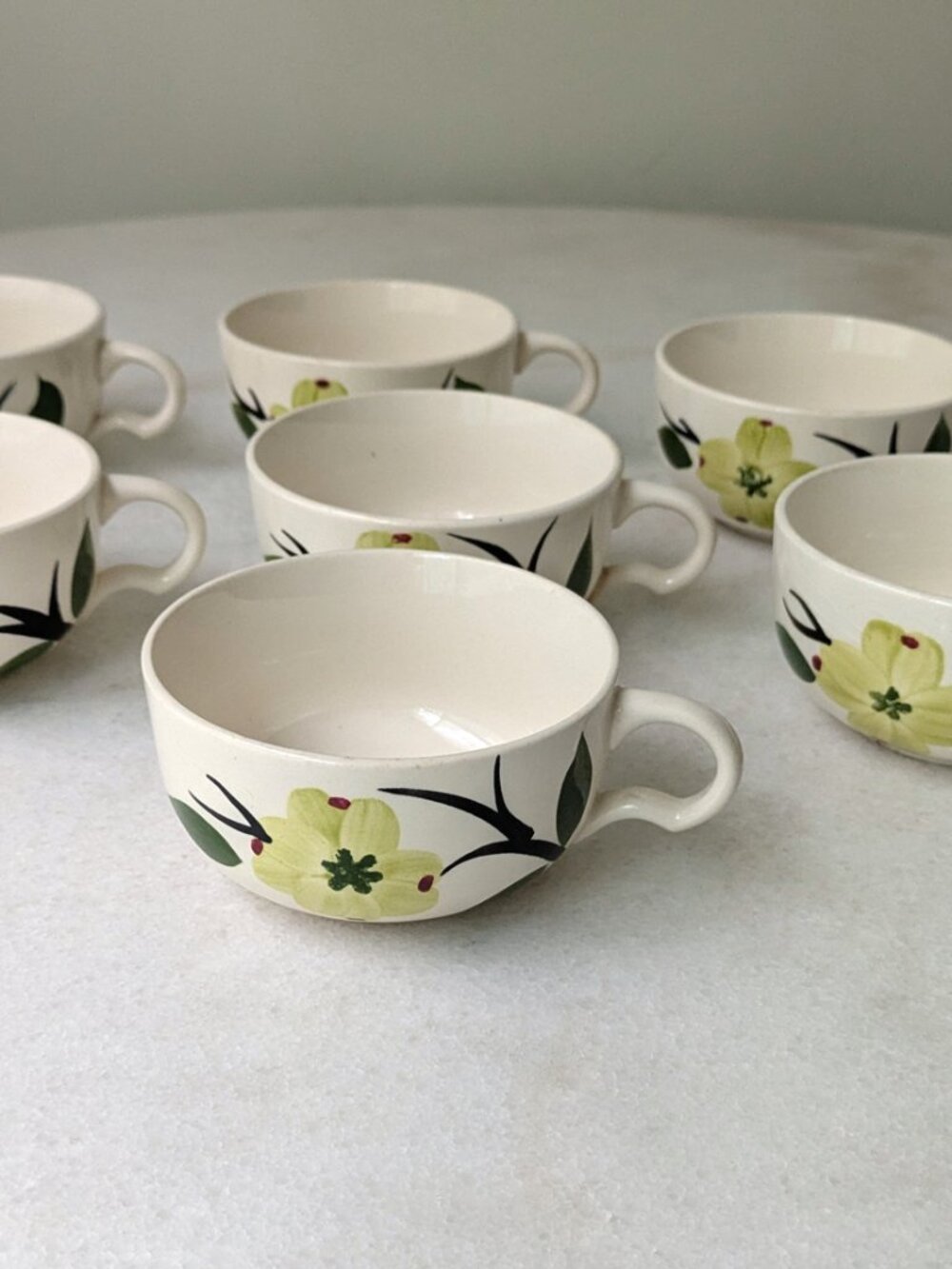 7 vtg handpainted dixie dogwood pottery teacup set